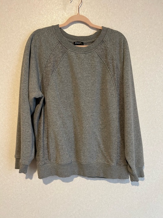 Studio Y Sweaters - Women’s Studio Y By Maurices Grey Long Sleeve Pullover Sweater, Size XL